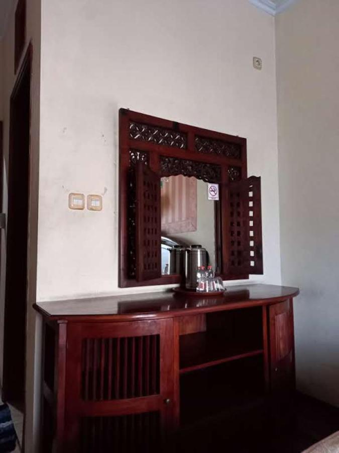 Kateza By Yurooms-id Homestay