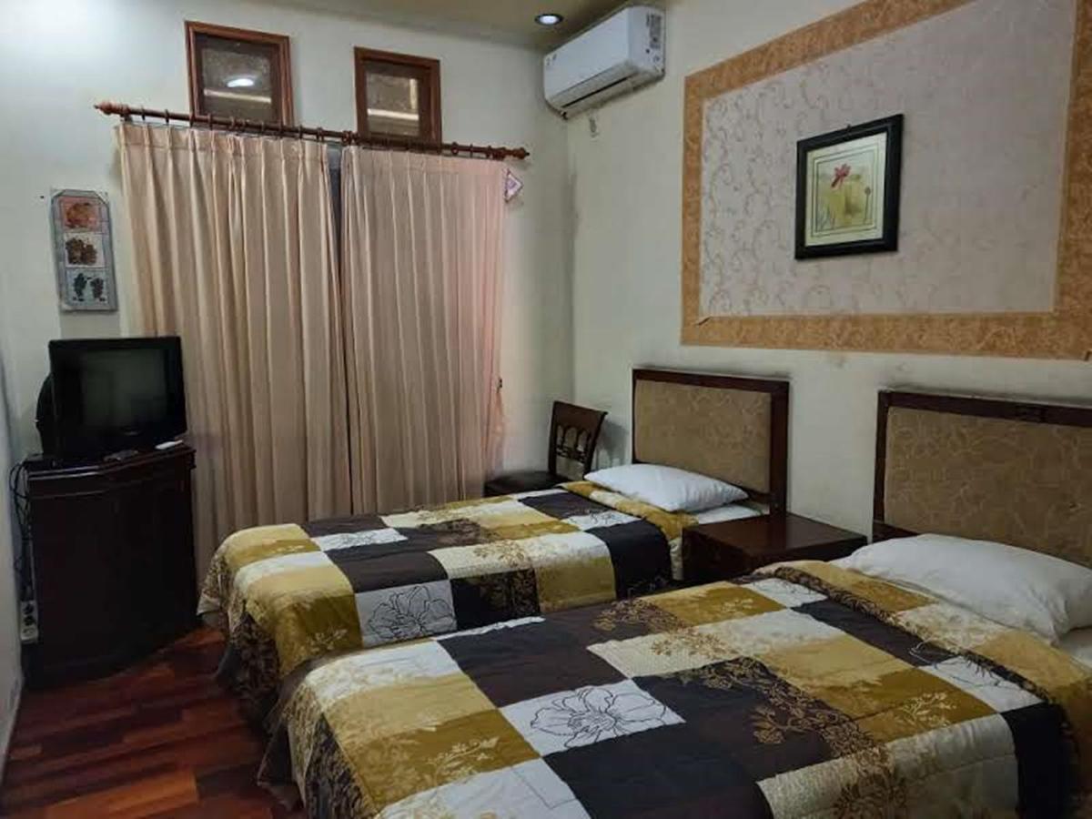Kateza By Yurooms-id * Malang